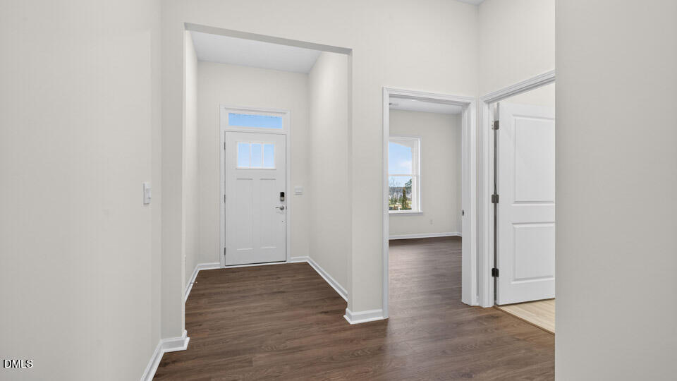 175 Prairie Wolf Street Sanford, NC 27330 - Photo 2 of 38 Foyer