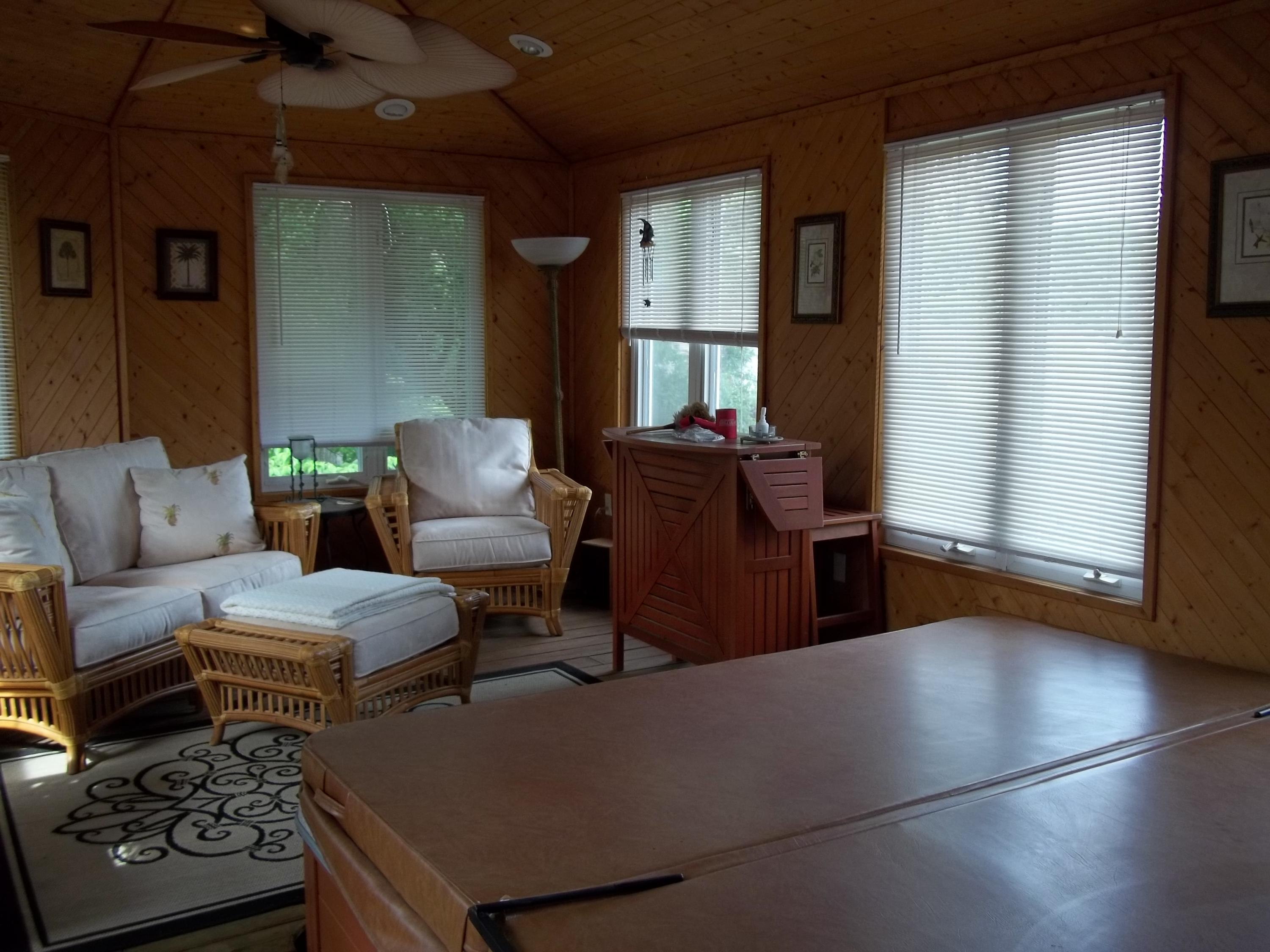711 Johnson Road Maryville, TN 37804 - Photo 14 of 40 Hot tub room is 22 x 17