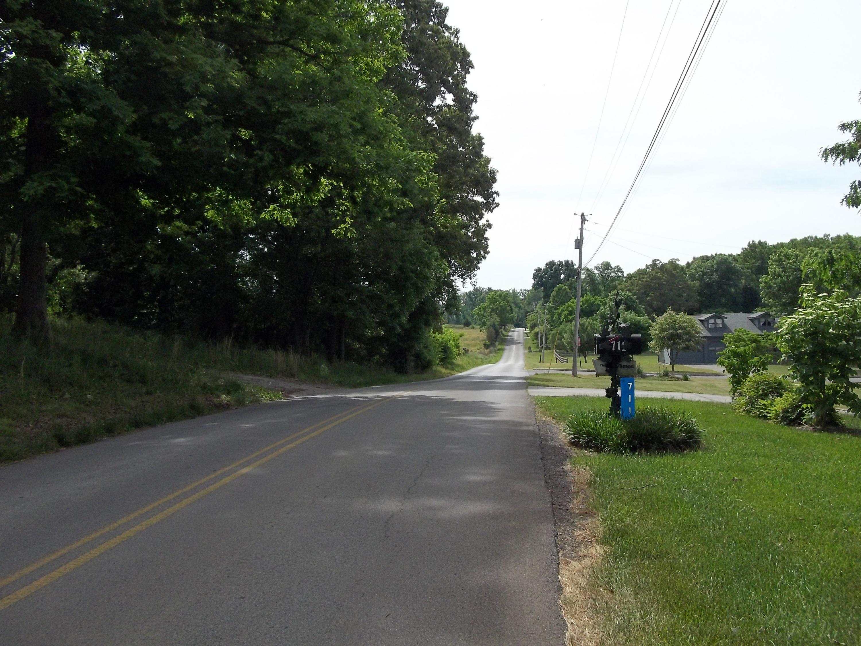 711 Johnson Road Maryville, TN 37804 - Photo 39 of 40 View up the street