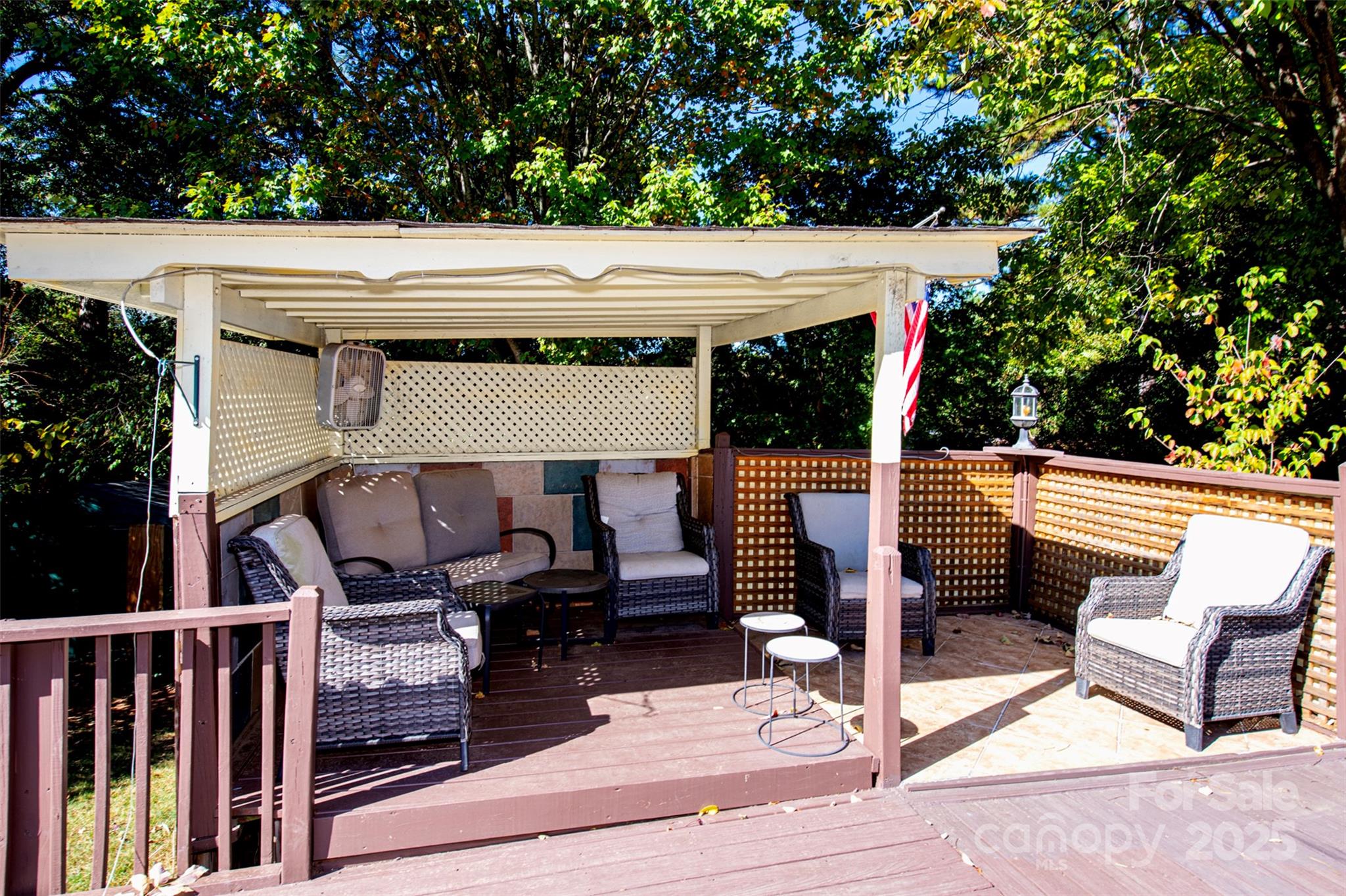 6332 Montpelier Road Charlotte, NC 28210 - Photo 28 of 30 a view of backyard with sitting area