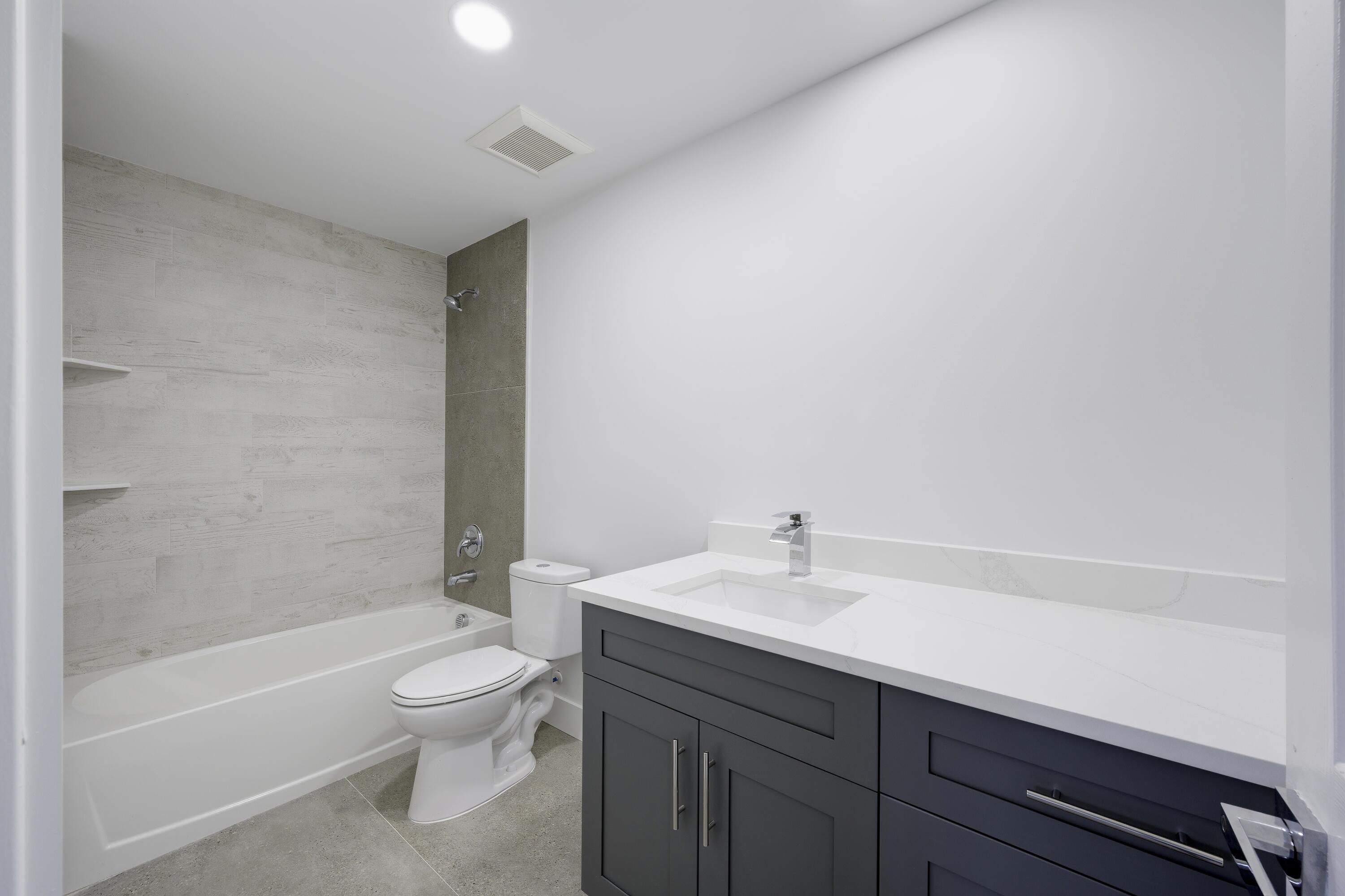 1510 West 20th Street Riviera Beach, FL 33404 - Photo 10 of 14 1510 W 20th St Riviera Beach-print-011-0