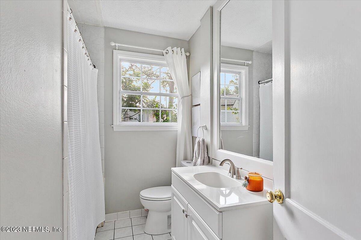1485 Birmingham Road Jacksonville, FL 32207 - Photo 15 of 25 15-Bathroom