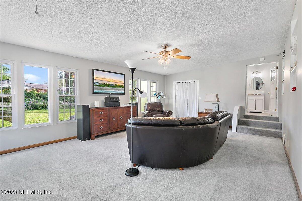 1485 Birmingham Road Jacksonville, FL 32207 - Photo 9 of 25 09-Family Room