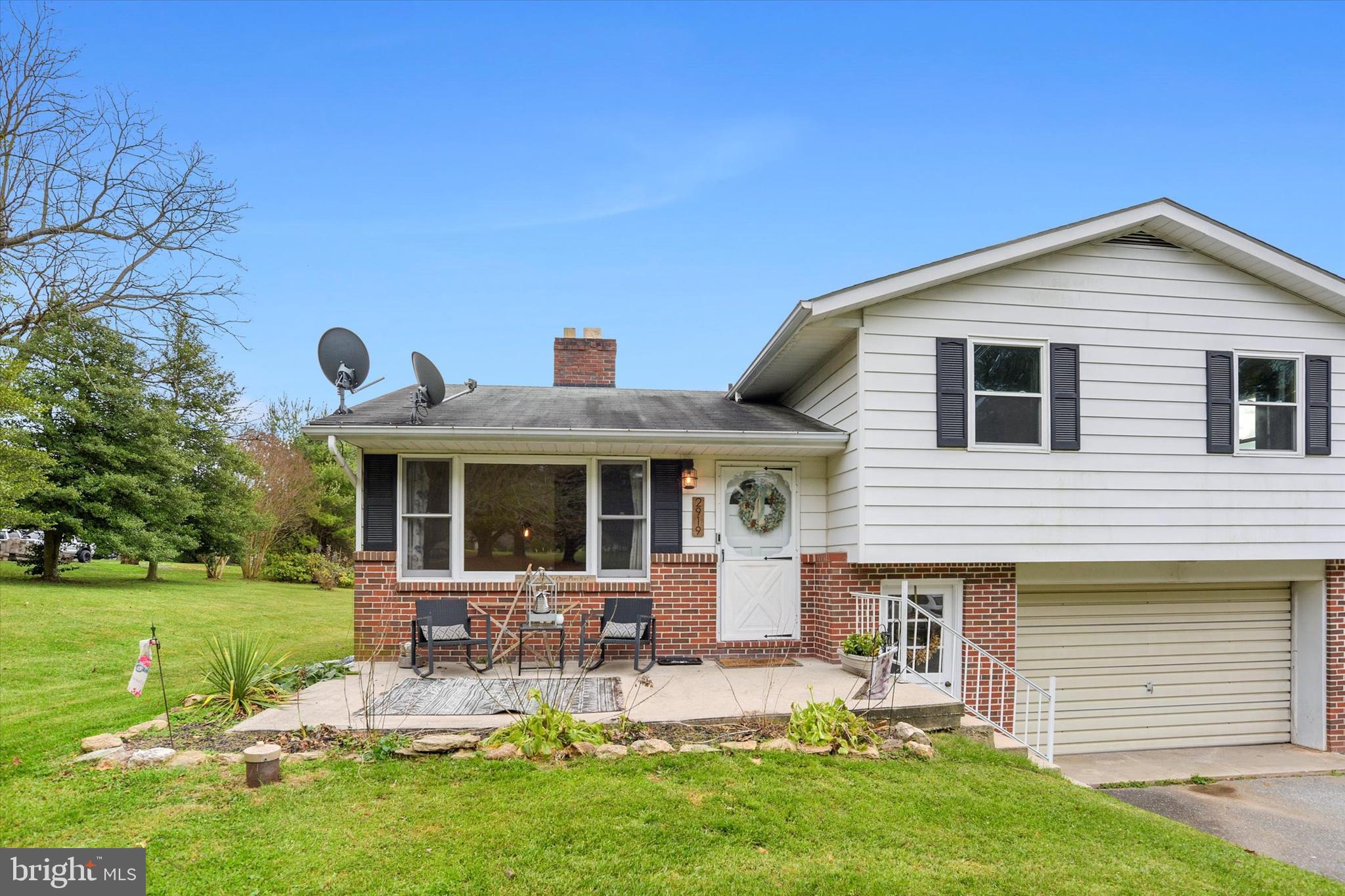 2919 Bird View Road Westminster, MD 21157 - Photo 2 of 26