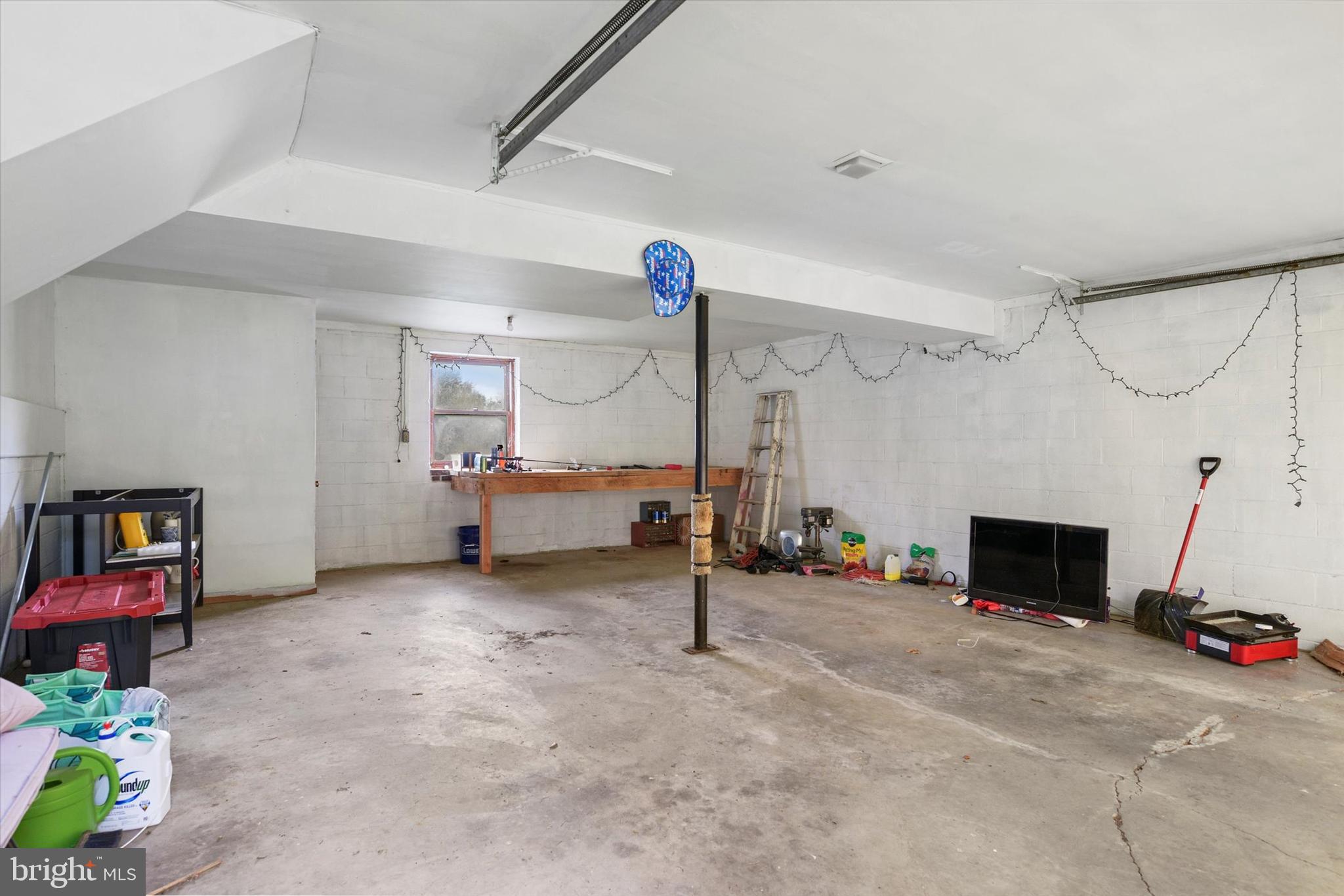 2919 Bird View Road Westminster, MD 21157 - Photo 22 of 26