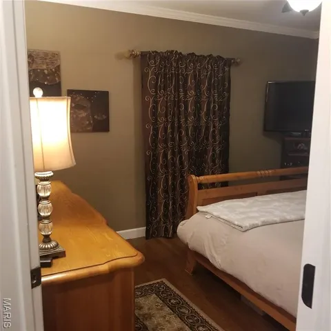 $299,000 | 5743 Mardel Avenue, St. Louis, MO 63109