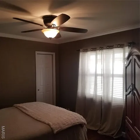 $299,000 | 5743 Mardel Avenue, St. Louis, MO 63109