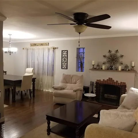 $299,000 | 5743 Mardel Avenue, St. Louis, MO 63109