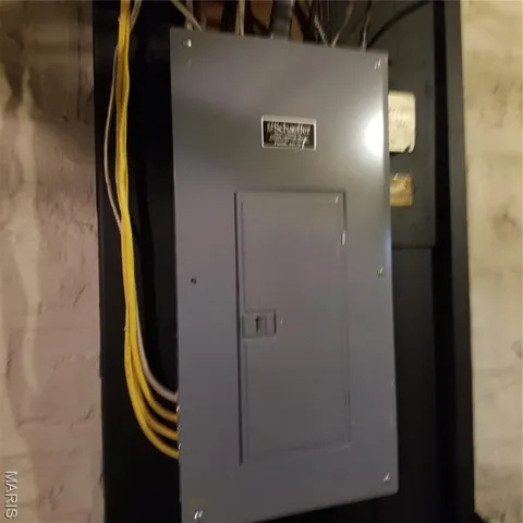 $299,000 | 5743 Mardel Avenue, St. Louis, MO 63109