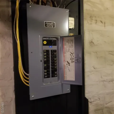 $299,000 | 5743 Mardel Avenue, St. Louis, MO 63109