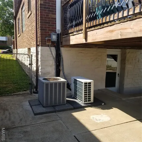 $299,000 | 5743 Mardel Avenue, St. Louis, MO 63109