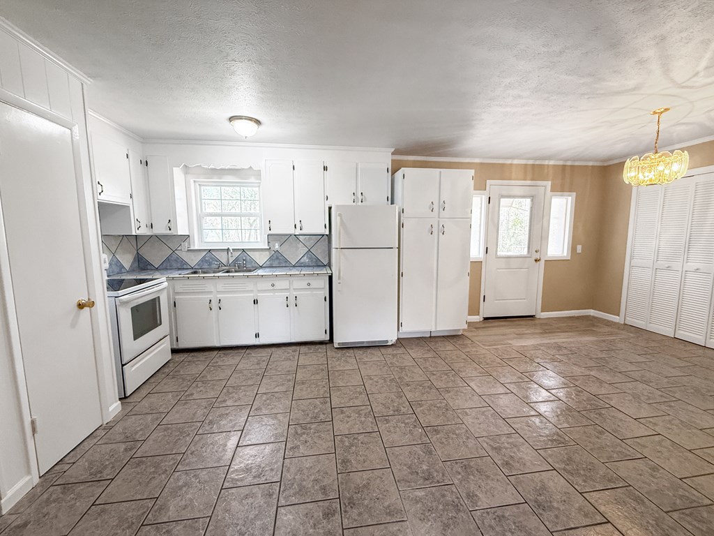 408 Ozark Road Abbeville, AL 36310 - Photo 6 of 16