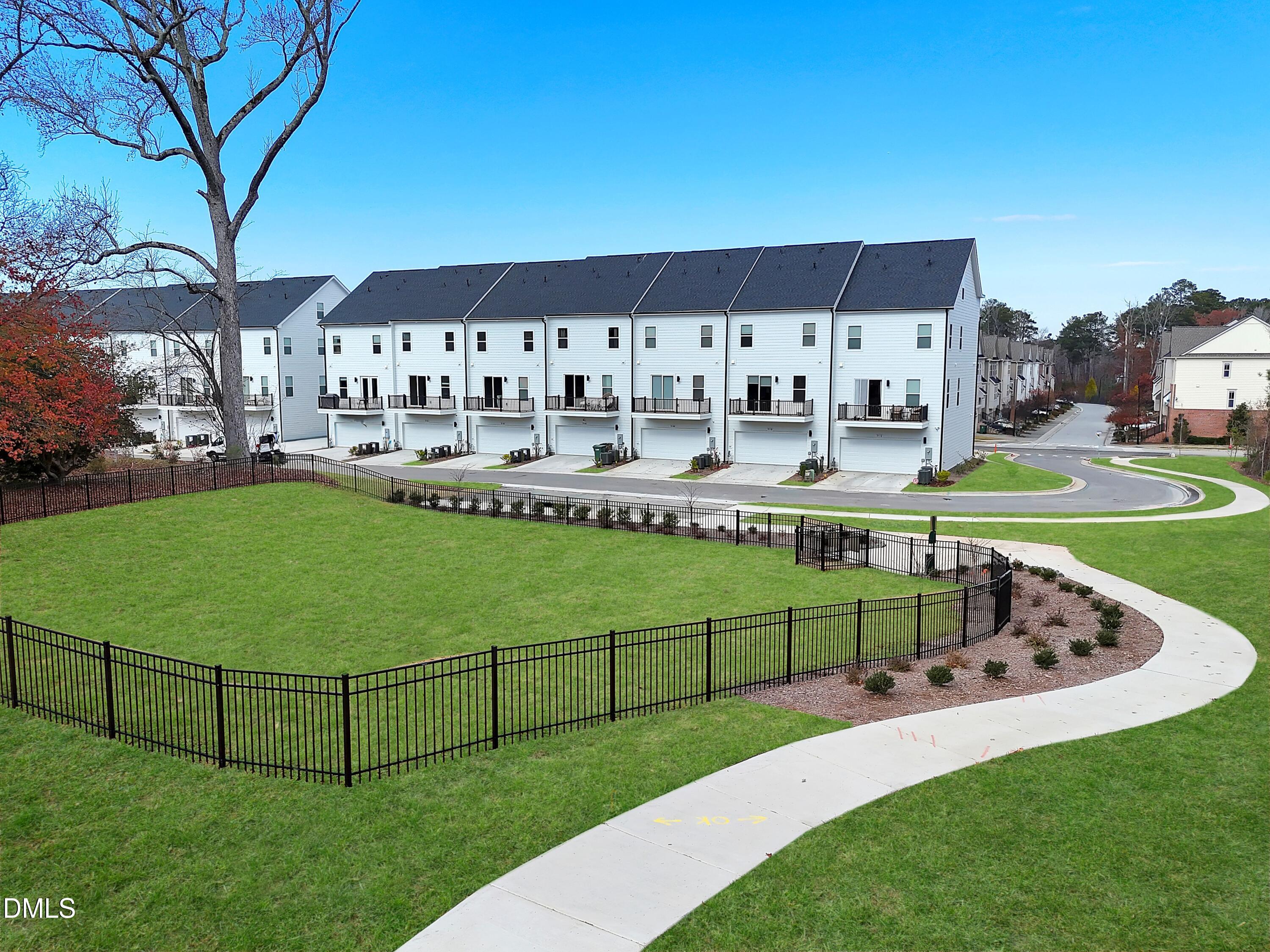 620 Hedrick Ridge Road, Unit 306 Cary, NC 27519 - Photo 21 of 41 P_RAL_TWW_NHD_Dog-Park_4