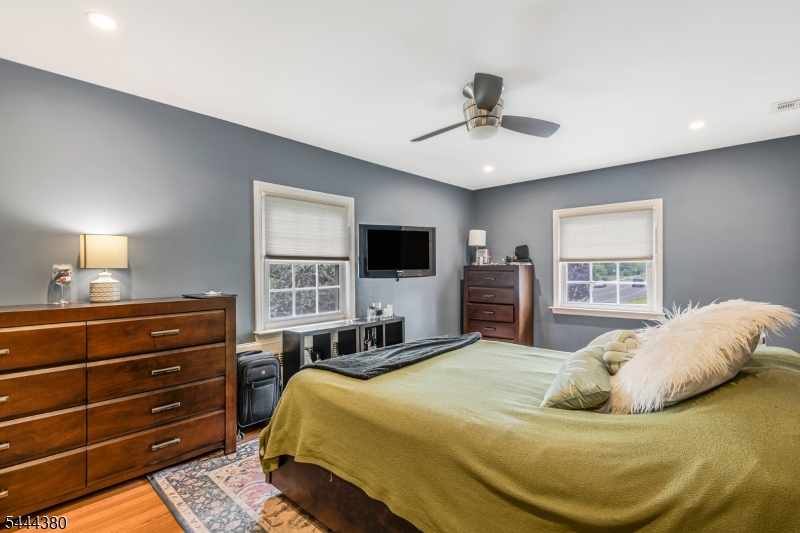 307 Minute Arms Road Union, NJ 07083 - Photo 17 of 26