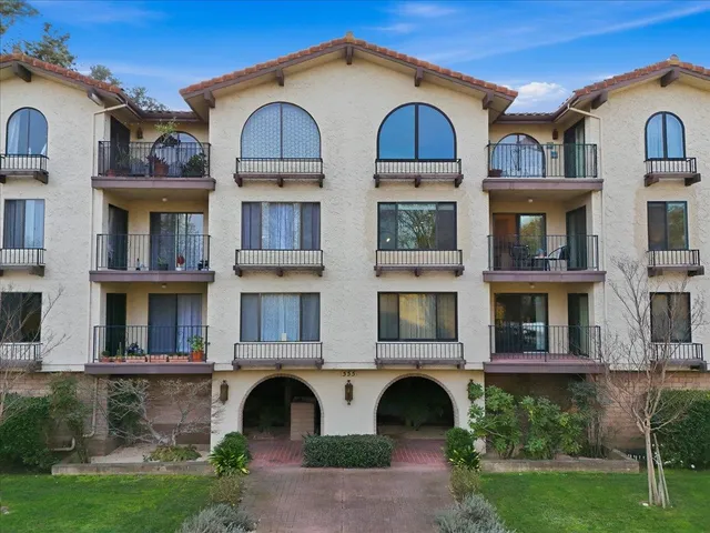 $1,050,000 | 555 Palm Avenue, Unit 202, Millbrae, CA 94030