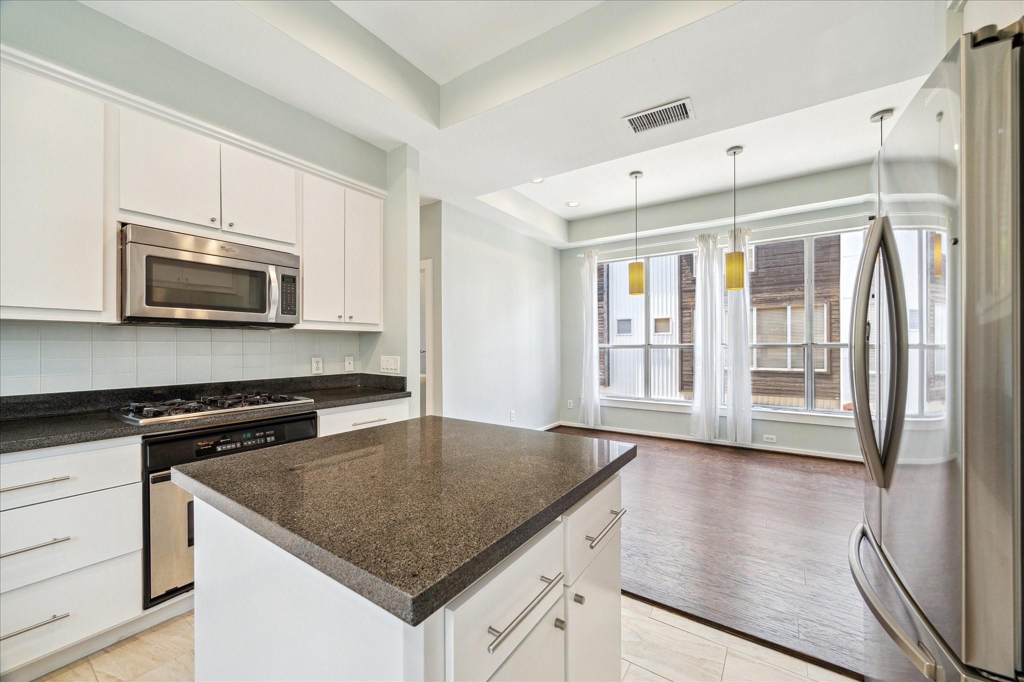 616 Lester Street Houston, TX 77007 - Photo 10 of 25