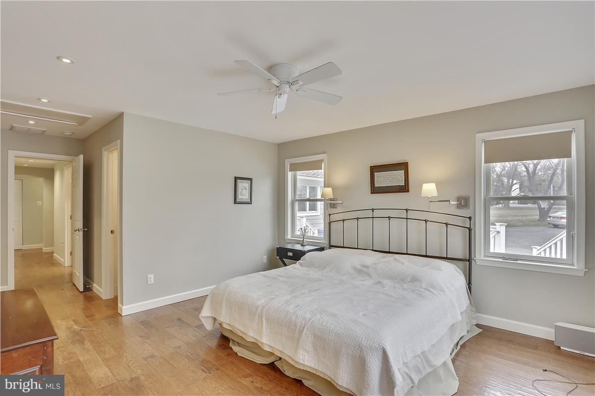 6934 Warfield Road Gaithersburg, MD 20882 - Photo 14 of 30 Bedroom (Master)