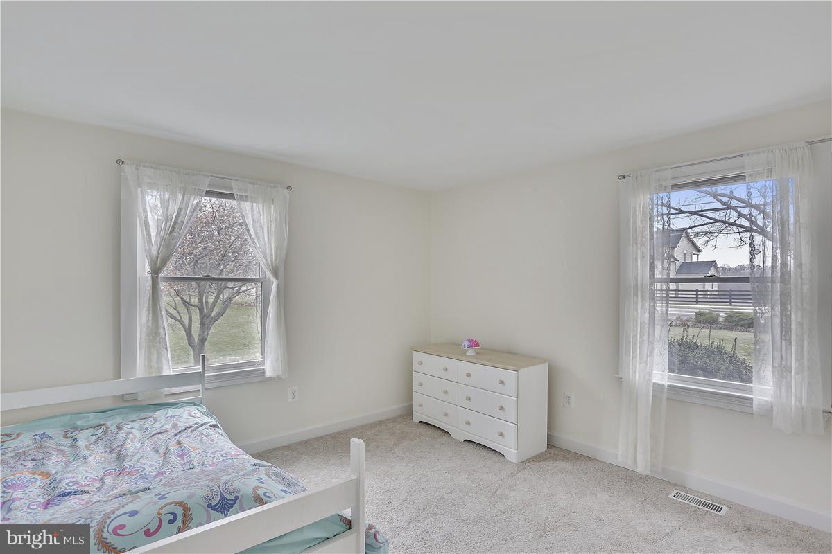 6934 Warfield Road Gaithersburg, MD 20882 - Photo 18 of 30 Bedroom