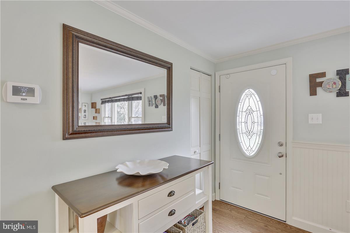 6934 Warfield Road Gaithersburg, MD 20882 - Photo 3 of 30 Interior (General)