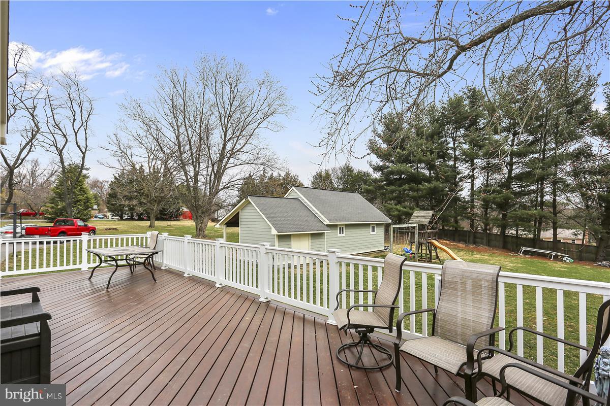 6934 Warfield Road Gaithersburg, MD 20882 - Photo 25 of 30 Exterior (Rear)