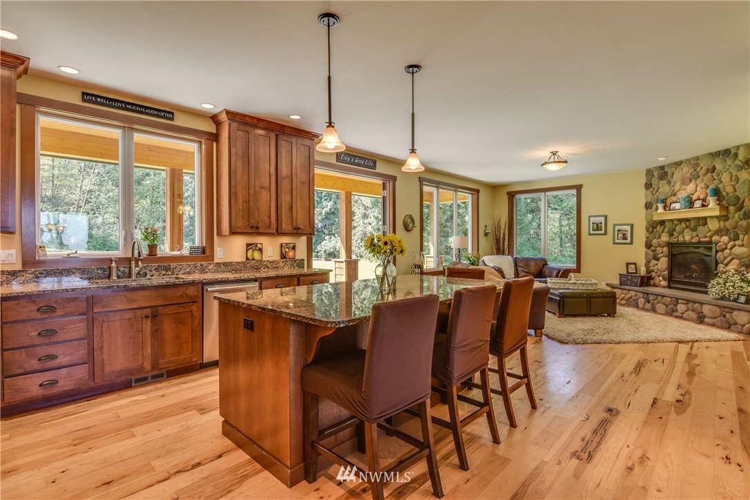 19300 Milltown Road Mount Vernon, WA 98273 - Photo 7 of 25 Gallery Image 7