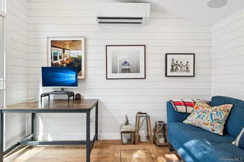 $1,950,000 | 9 Wallace Lane, Brookhaven, NY 11719