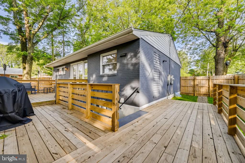 8701 Edgefield Road Baltimore, MD 21234 - Photo 23 of 27 Gallery Image 23