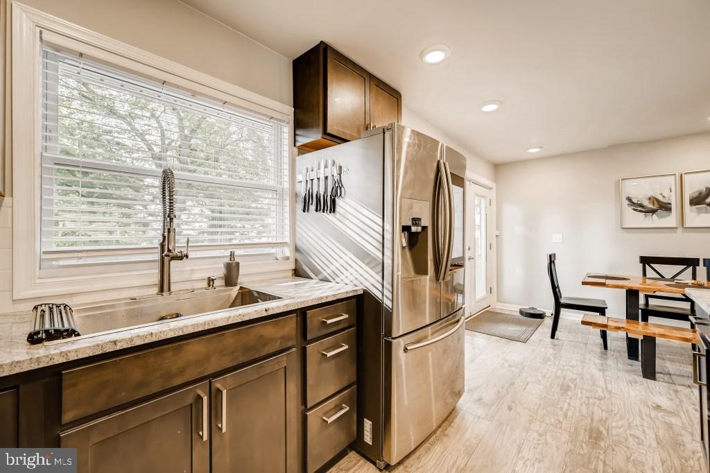 8701 Edgefield Road Baltimore, MD 21234 - Photo 9 of 27 Gallery Image 9