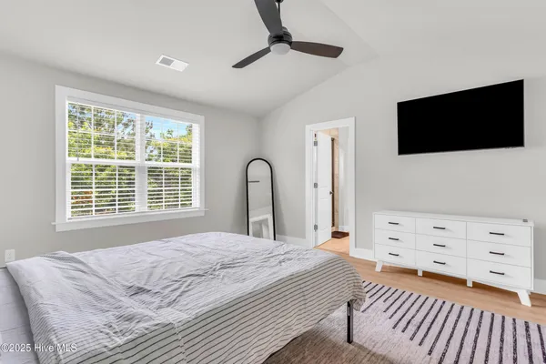 $2,500 | 402 Triton Lane, Surf City, NC 28445