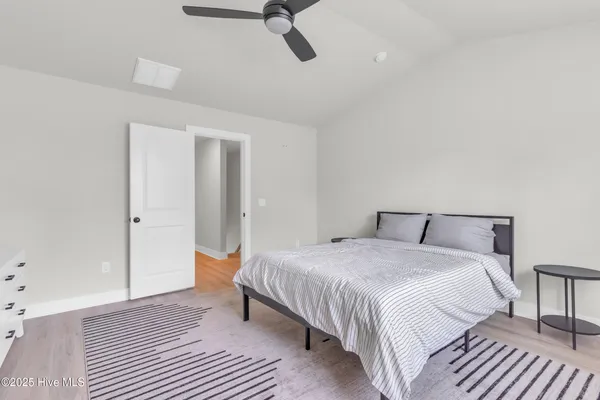 $2,500 | 402 Triton Lane, Surf City, NC 28445