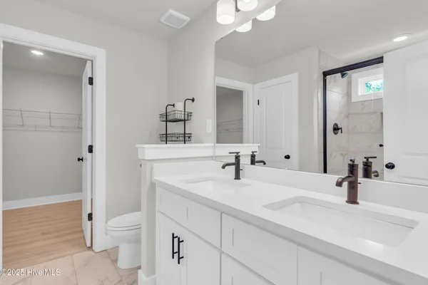 $2,500 | 402 Triton Lane, Surf City, NC 28445