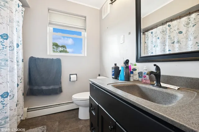 $365,000 | 6313 89th Place, Oak Lawn, IL 60453