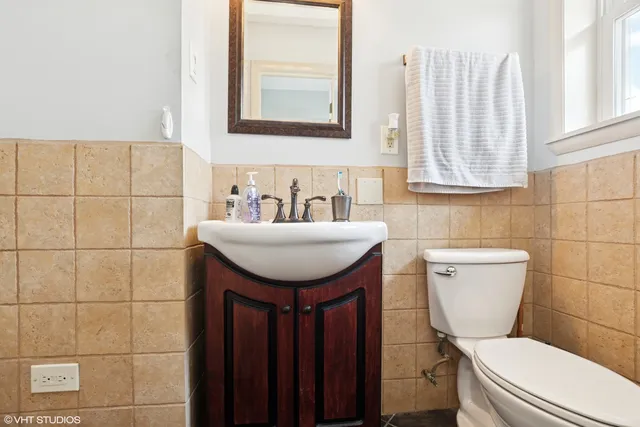 $365,000 | 6313 89th Place, Oak Lawn, IL 60453