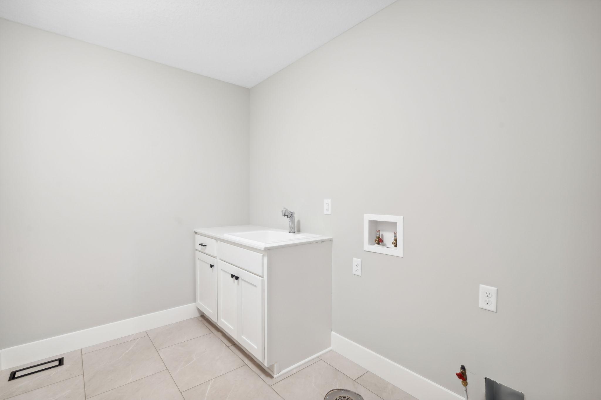 4986 Dodd Road St. Paul, MN 55123 - Photo 23 of 30
