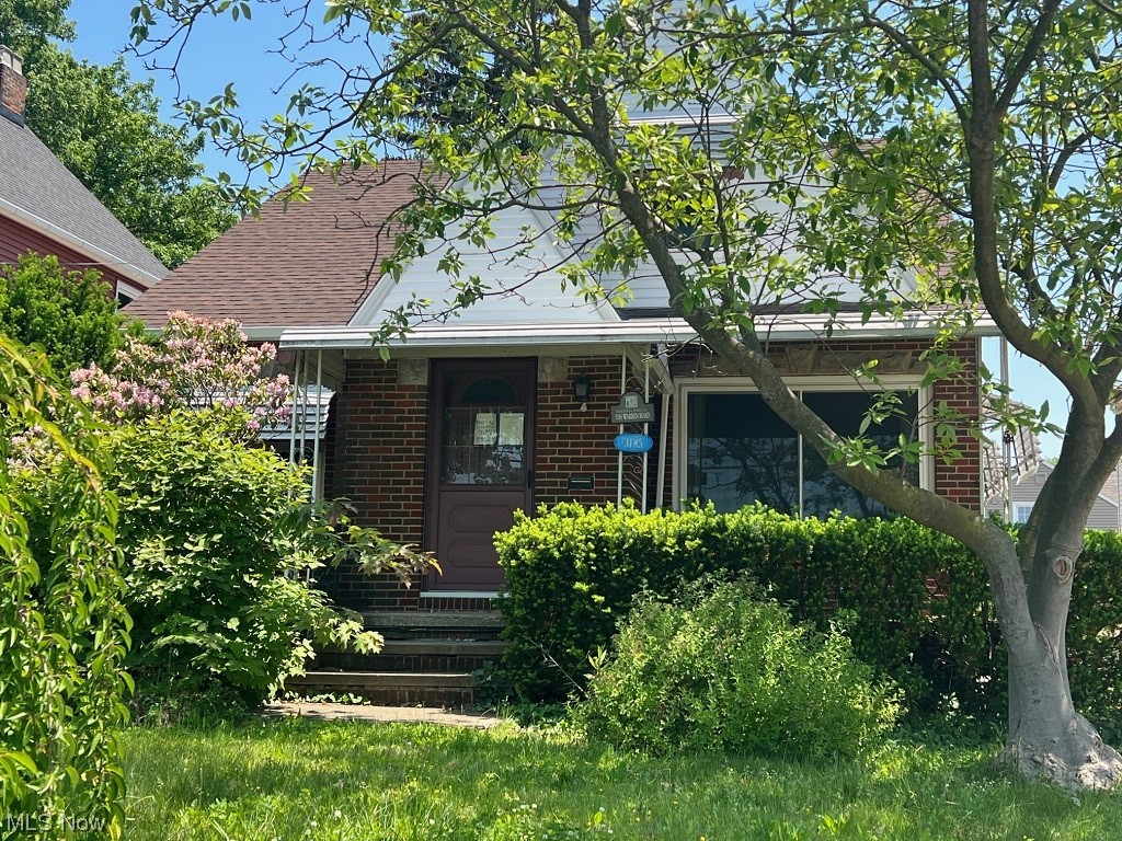 3185 Warren Road Cleveland, OH 44111 - Photo 2 of 19 View of front of home