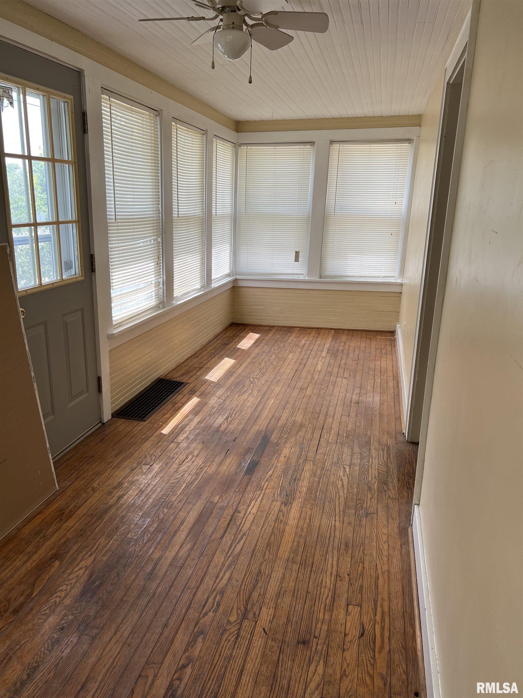 11107 West Wheeler Road Mapleton, IL 61547 - Photo 2 of 15
