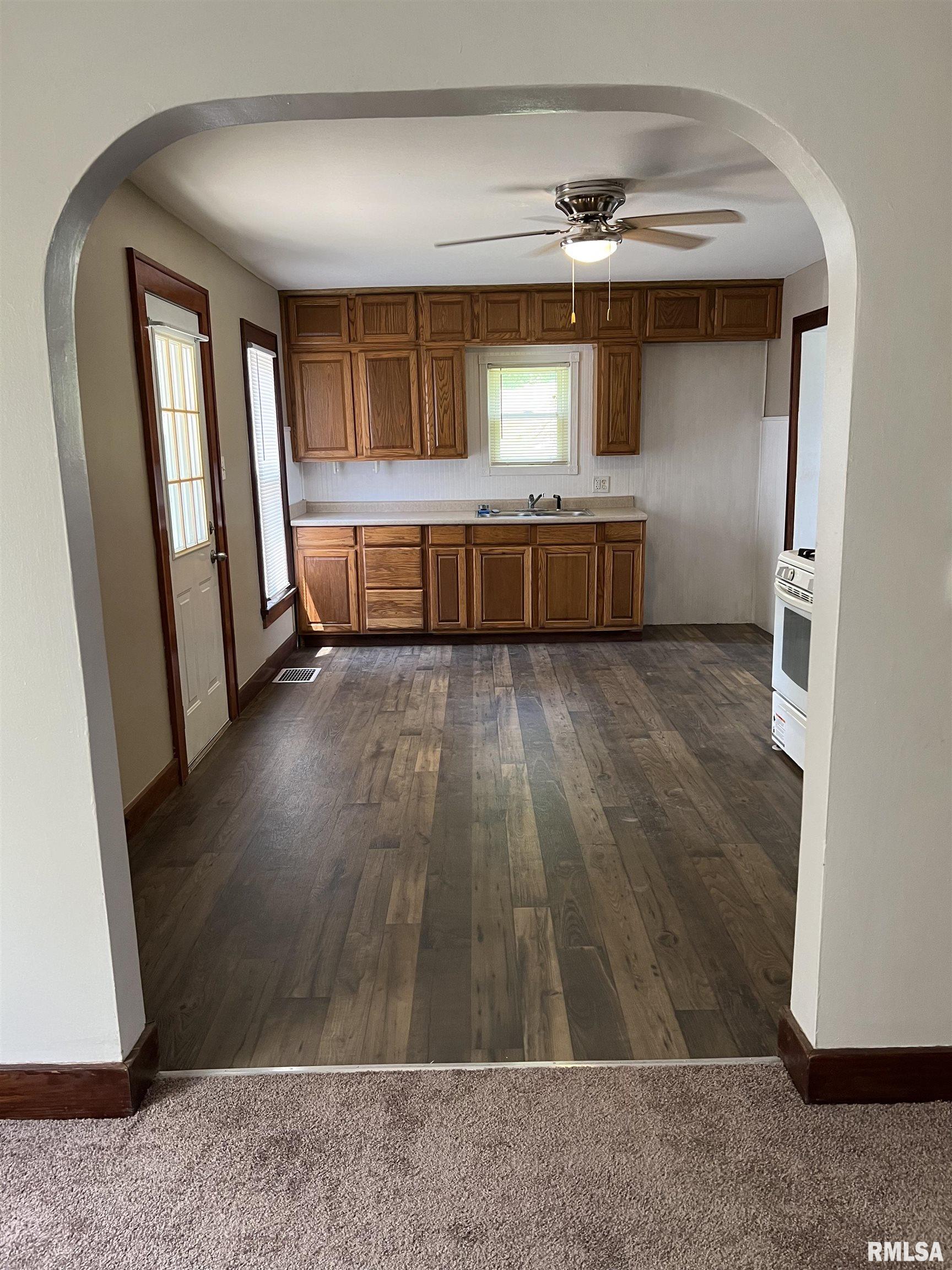 11107 West Wheeler Road Mapleton, IL 61547 - Photo 7 of 15