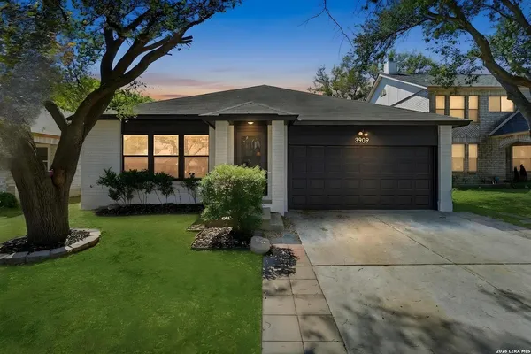 $2,150 | 3909 Davenport, Schertz, TX 78154