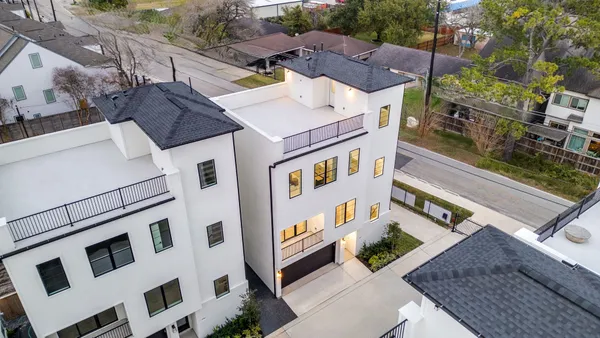 $4,200 | 8706 Ojeman Crk Lane, Houston, TX 77055