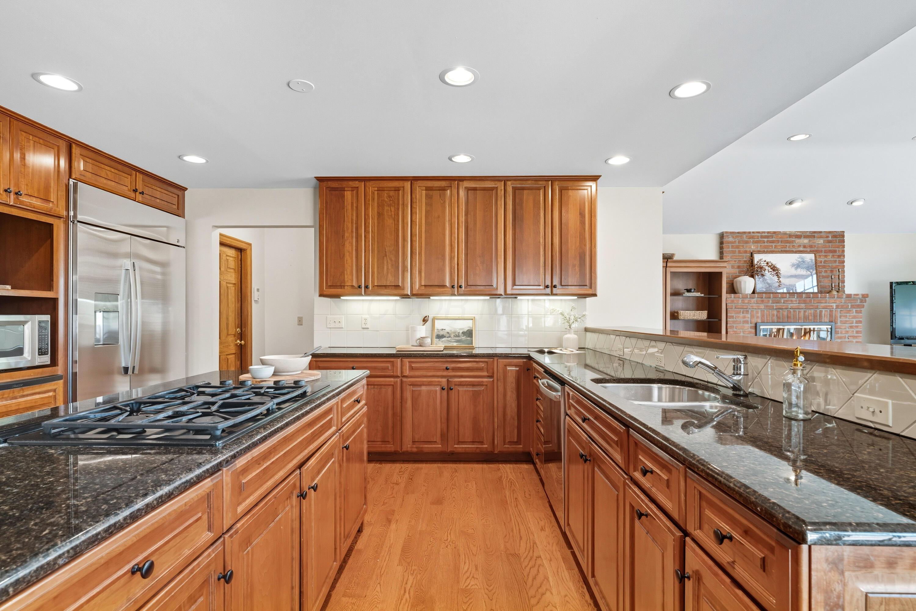 2197 Sheringham Road Columbus, OH 43220 - Photo 19 of 78 Kitchen