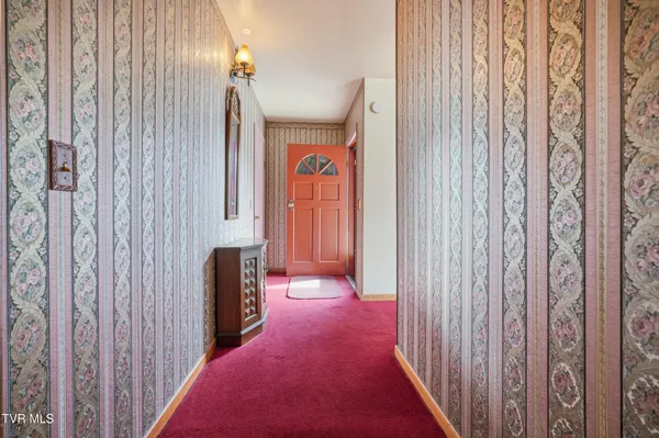 $229,000 | 128 10th Street Northwest, Norton, VA 24273