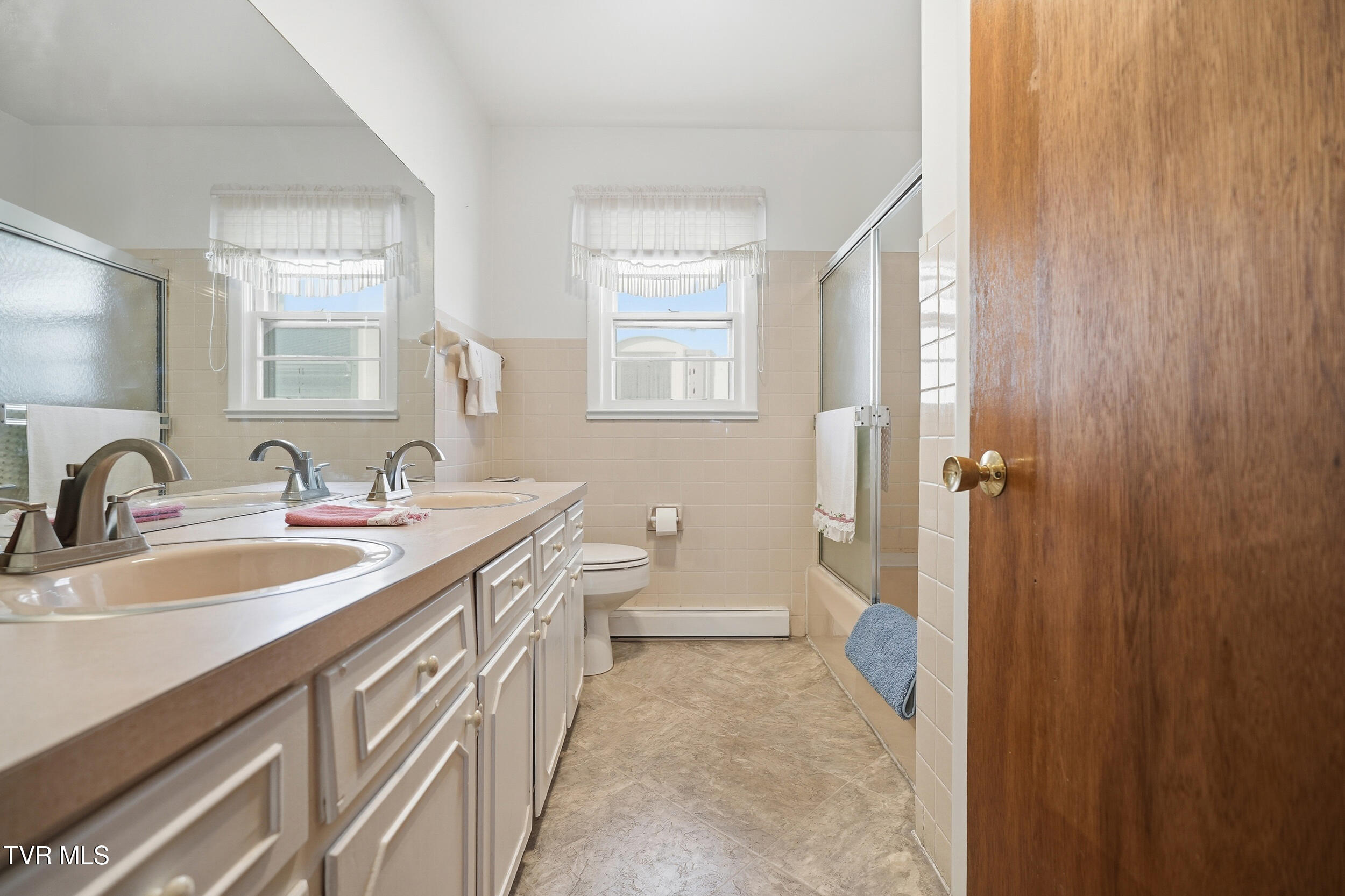 128 10th Street Northwest Norton, VA 24273 - Photo 15 of 44 21_128 10th st -22