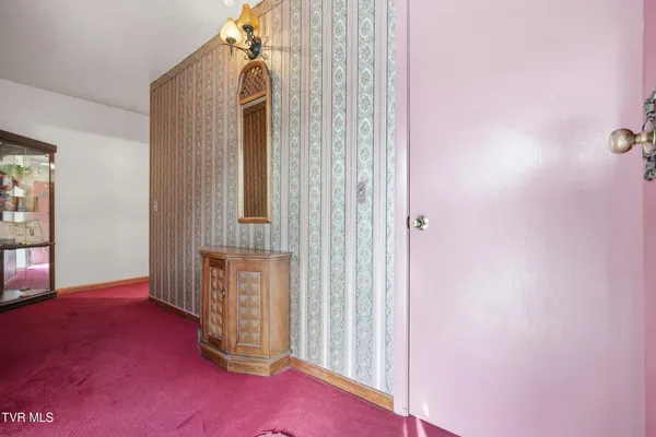 $229,000 | 128 10th Street Northwest, Norton, VA 24273