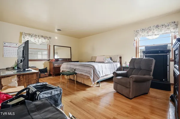 $229,000 | 128 10th Street Northwest, Norton, VA 24273