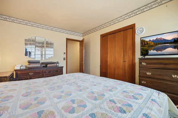 $229,000 | 128 10th Street Northwest, Norton, VA 24273