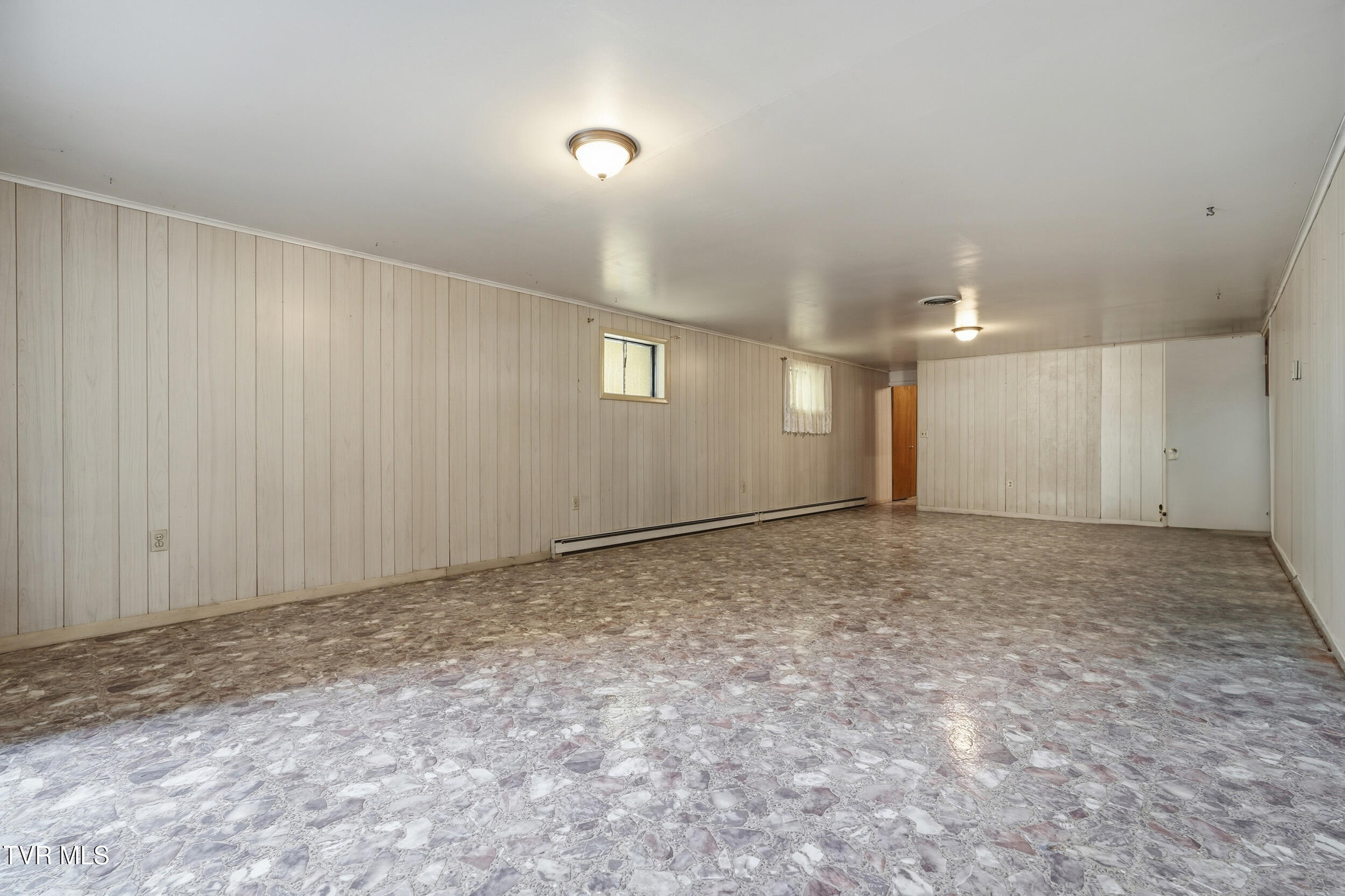 128 10th Street Northwest Norton, VA 24273 - Photo 27 of 44 26_128 10th st -31