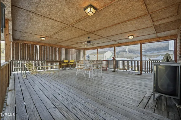 $229,000 | 128 10th Street Northwest, Norton, VA 24273