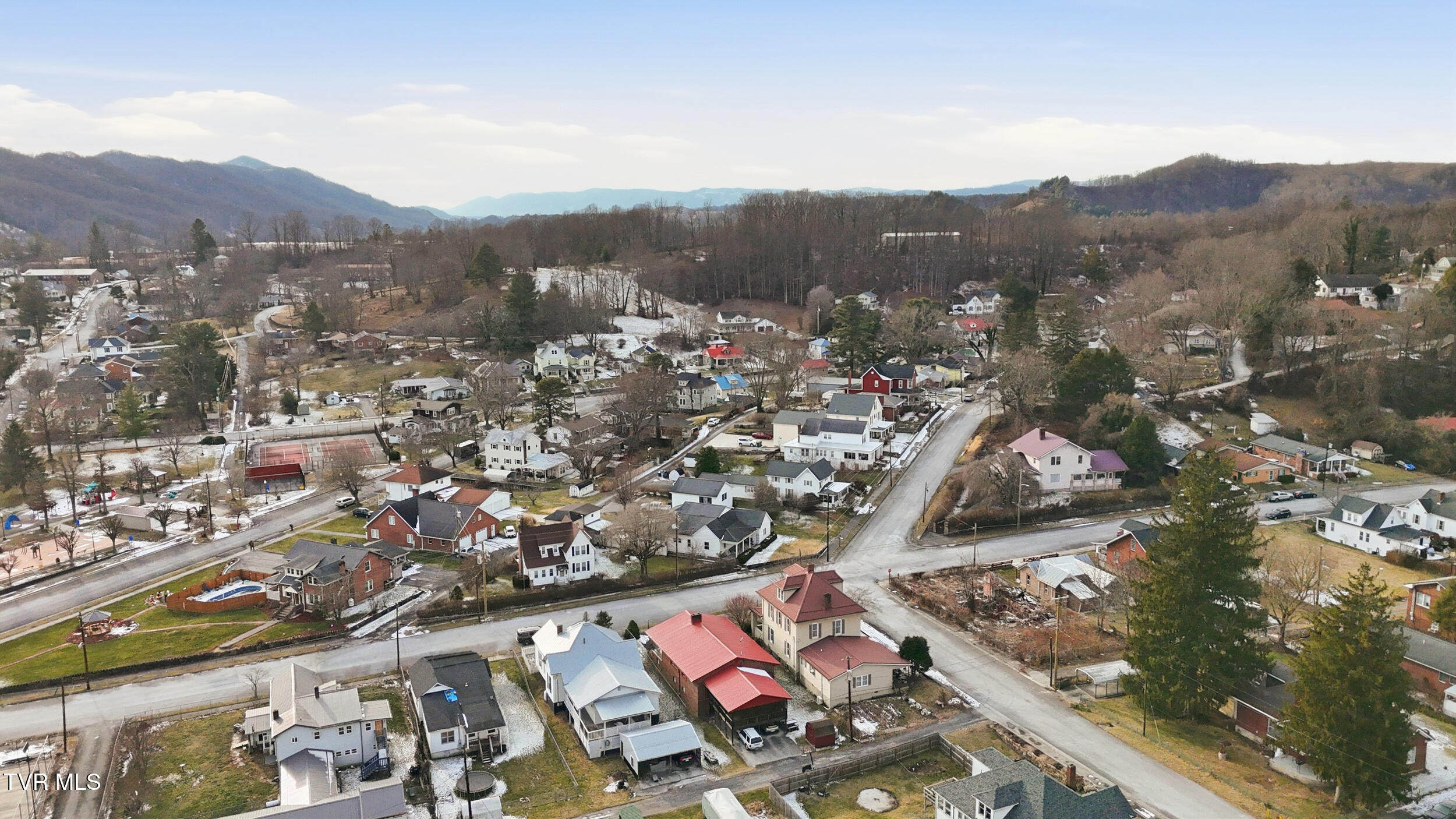 128 10th Street Northwest Norton, VA 24273 - Photo 39 of 44 47_128 10th st -04