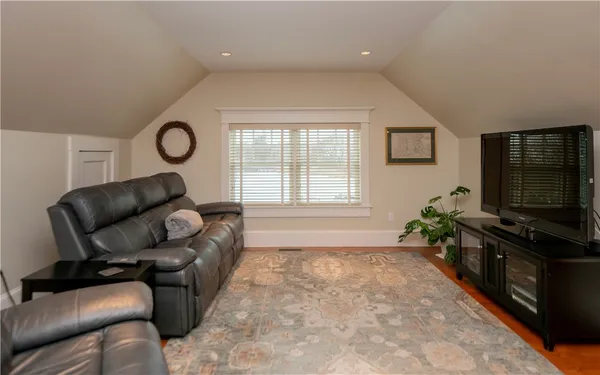 $8,000 | 58 Ridge Road, Newport, RI 02840