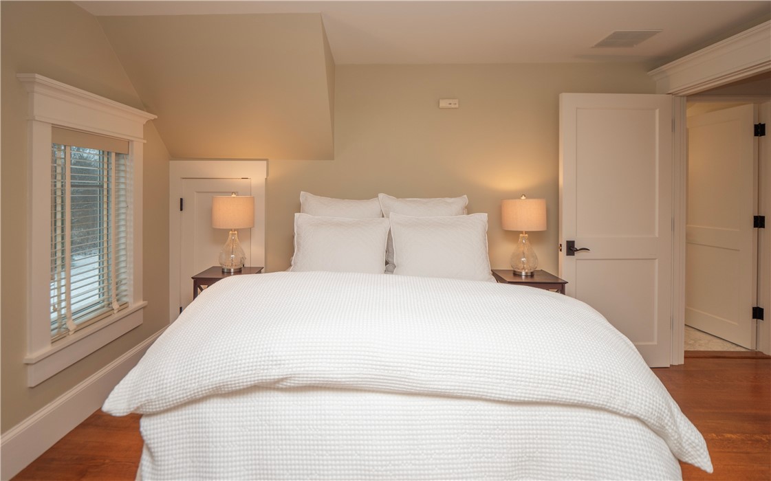 58 Ridge Road Newport, RI 02840 - Photo 37 of 47